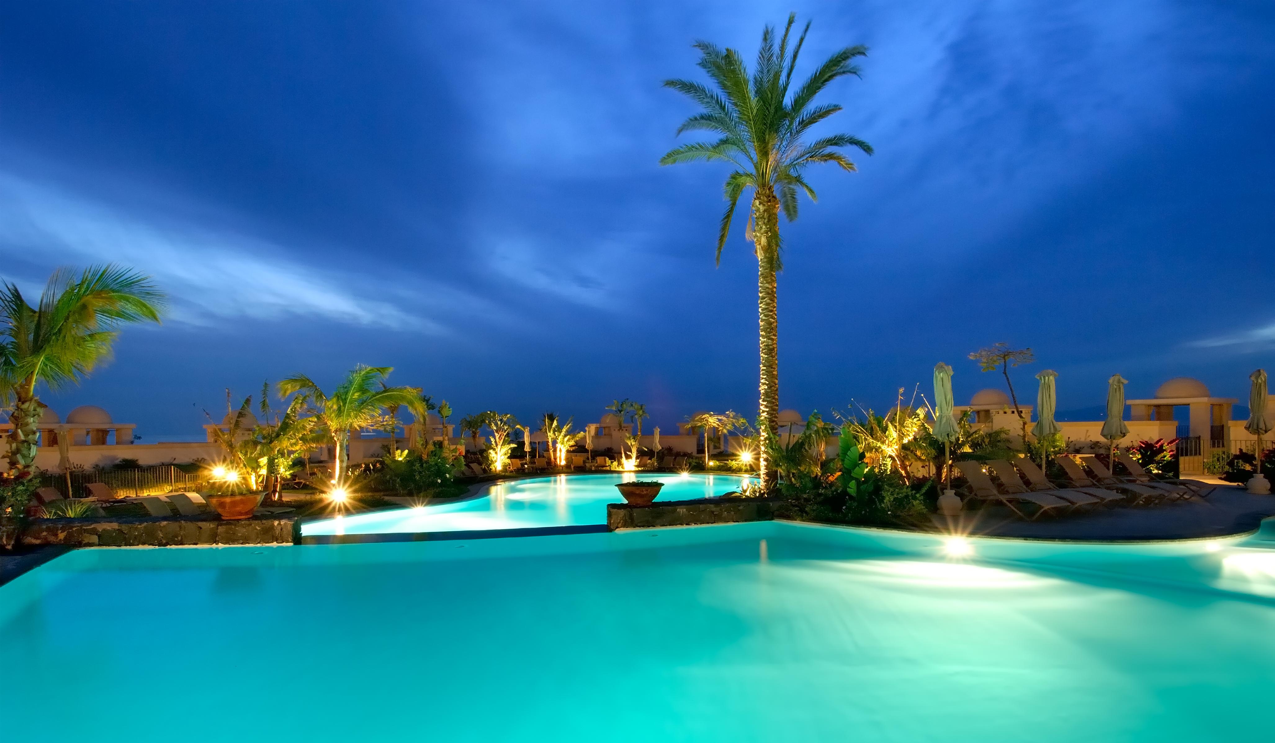 Vincci Seleccion La Plantacion Del Sur Hotel Costa Adeje  Luaran gambar The swimming pool at the Royal Mirage Hotel