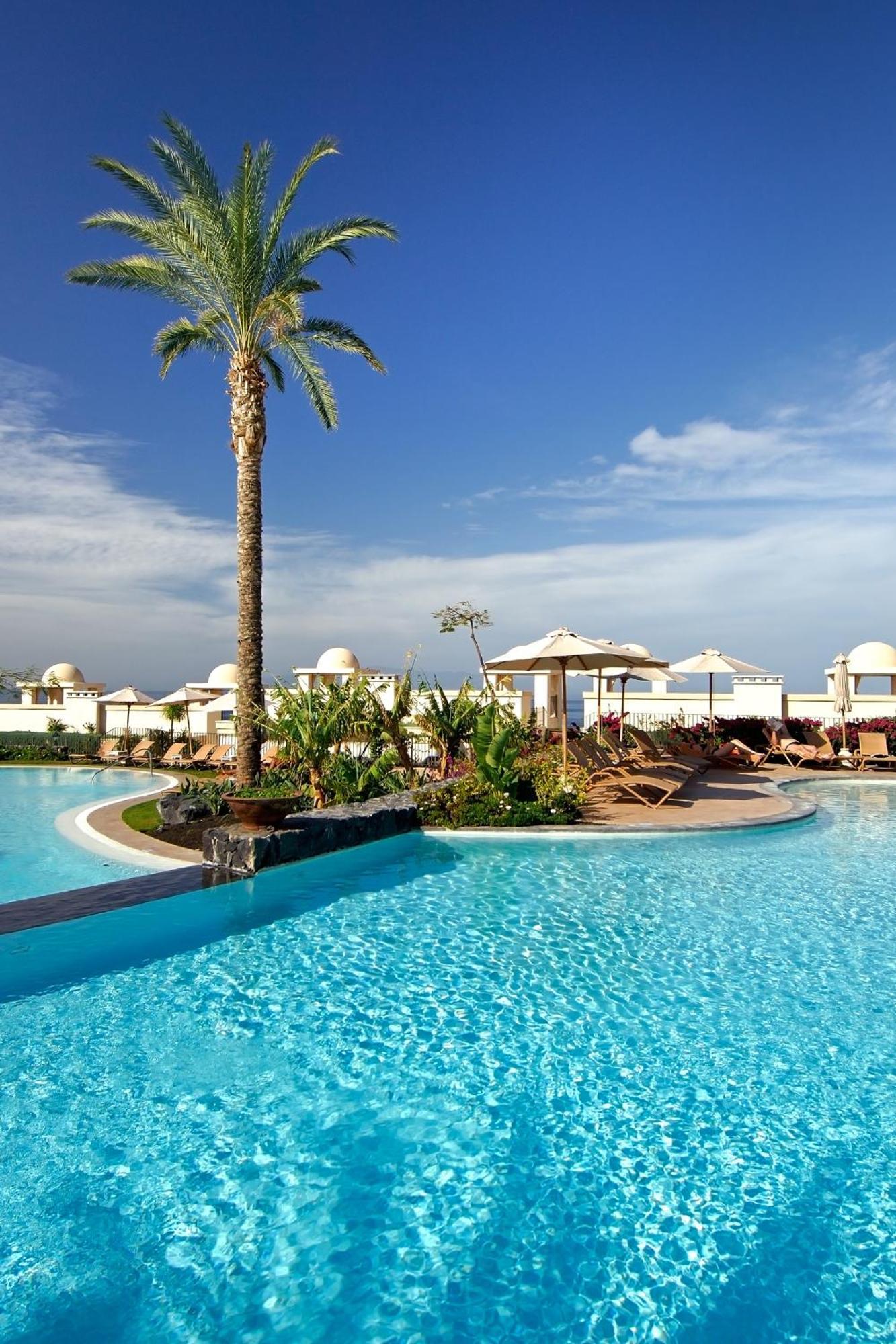 Vincci Seleccion La Plantacion Del Sur Hotel Costa Adeje  Luaran gambar The pool at the Royal